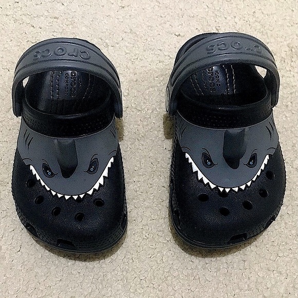 CROCS Other - 🆕🔥CROCS TODDLER BOY SIZE 7/SUPER CUTE BLACK&GRAY ORIGINAL CROCS NWOT